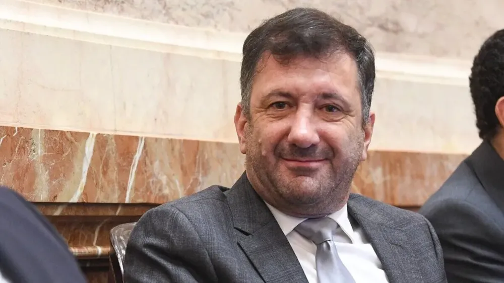 senador-edgardo-kueider
