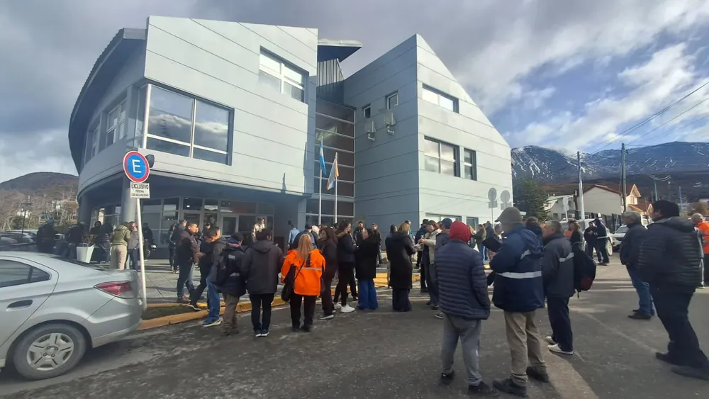 Reclamos salarial Ushuaia