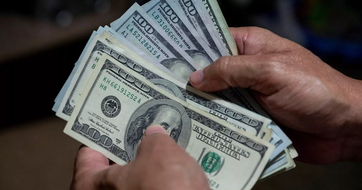 Dolar