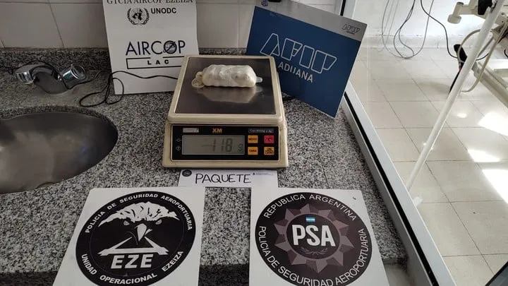 Mula detenida en Ezeiza