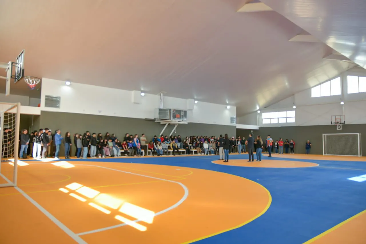 Gimnasio Alicia Moreau de Justo