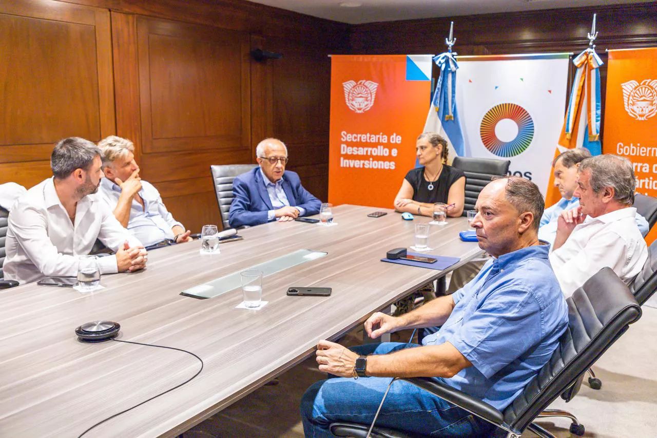 Se continúa analizando la situación que atraviesa el sector textil de la provincia