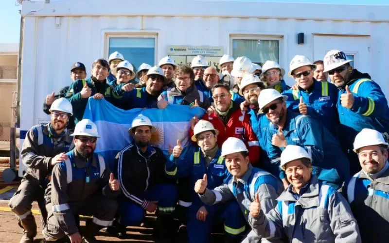 javier-milei-recorrio-por-primera-vez-vaca-muerta_sGOX