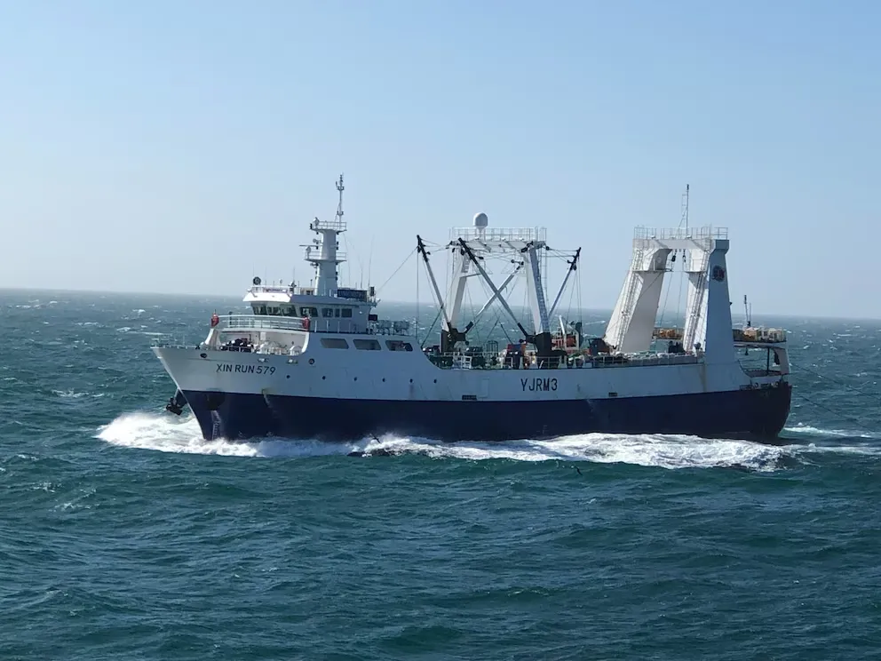 Buque pesquero detectado por Prefectura naval