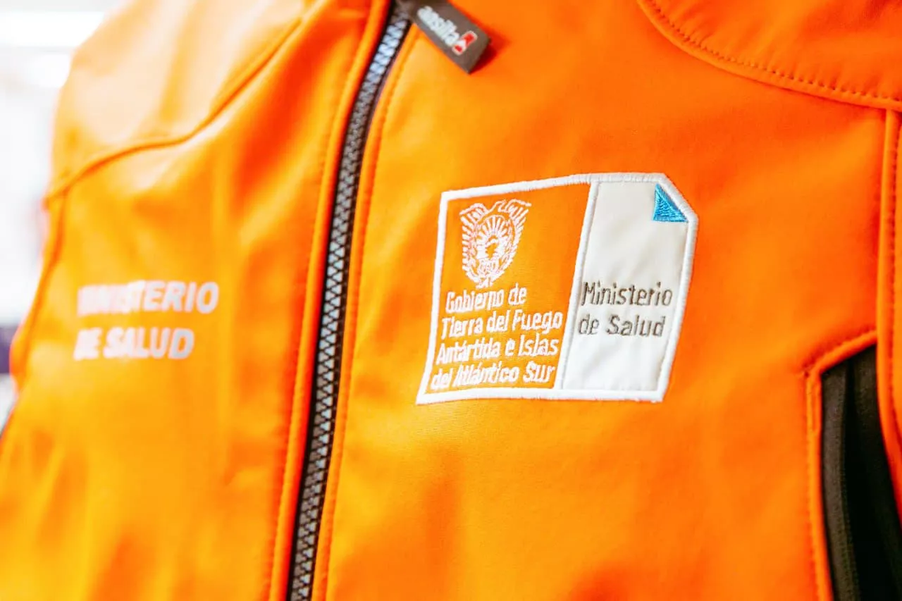 Entrega Indumentaria Hospitales