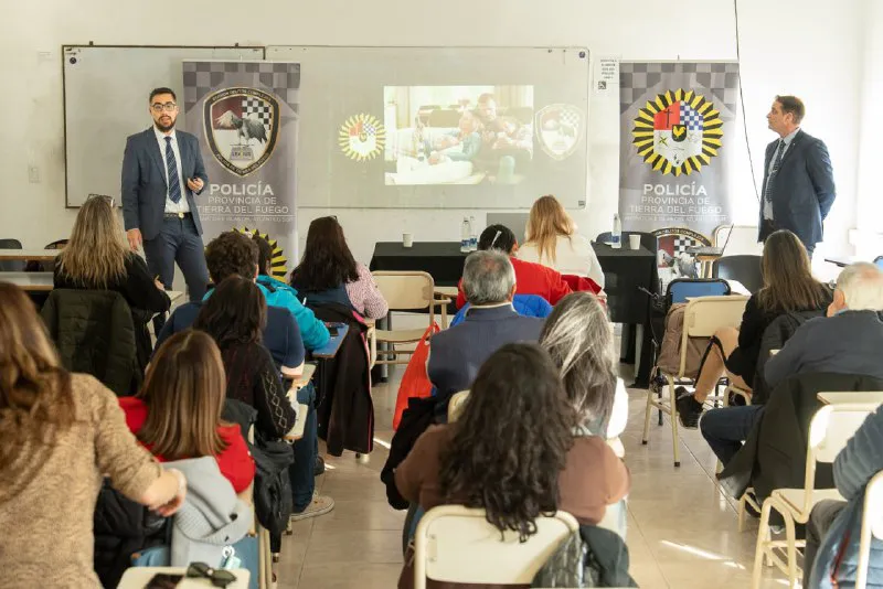 Charla Ciberdelito