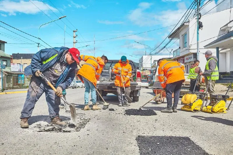 Bacheo calle Magallanes Ushuaia