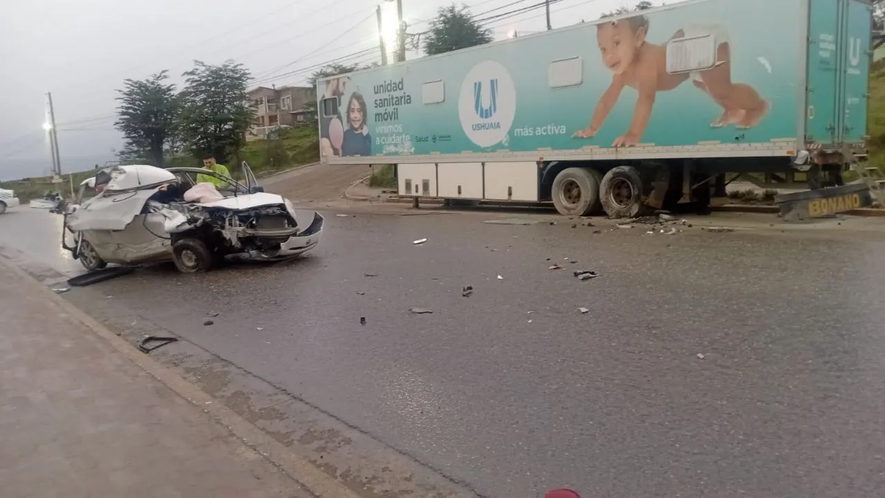 Choque contra unidad sanitaria- Ushuaia