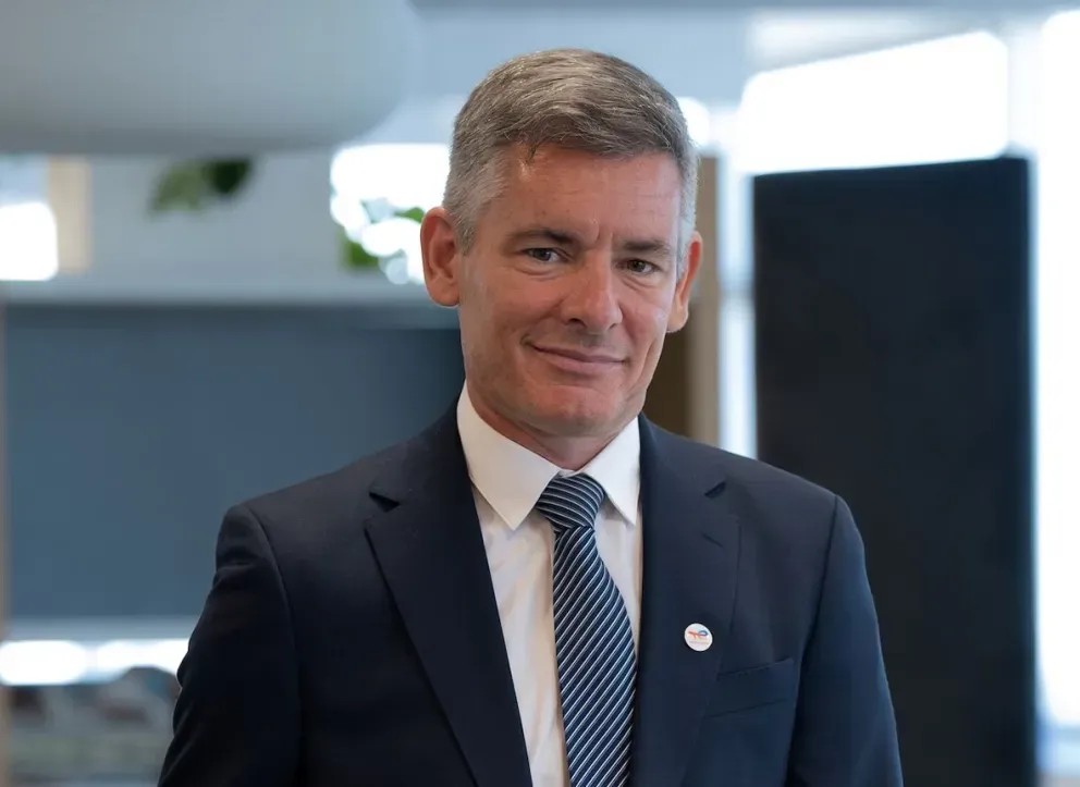 Luciano Rojas- Total Austral