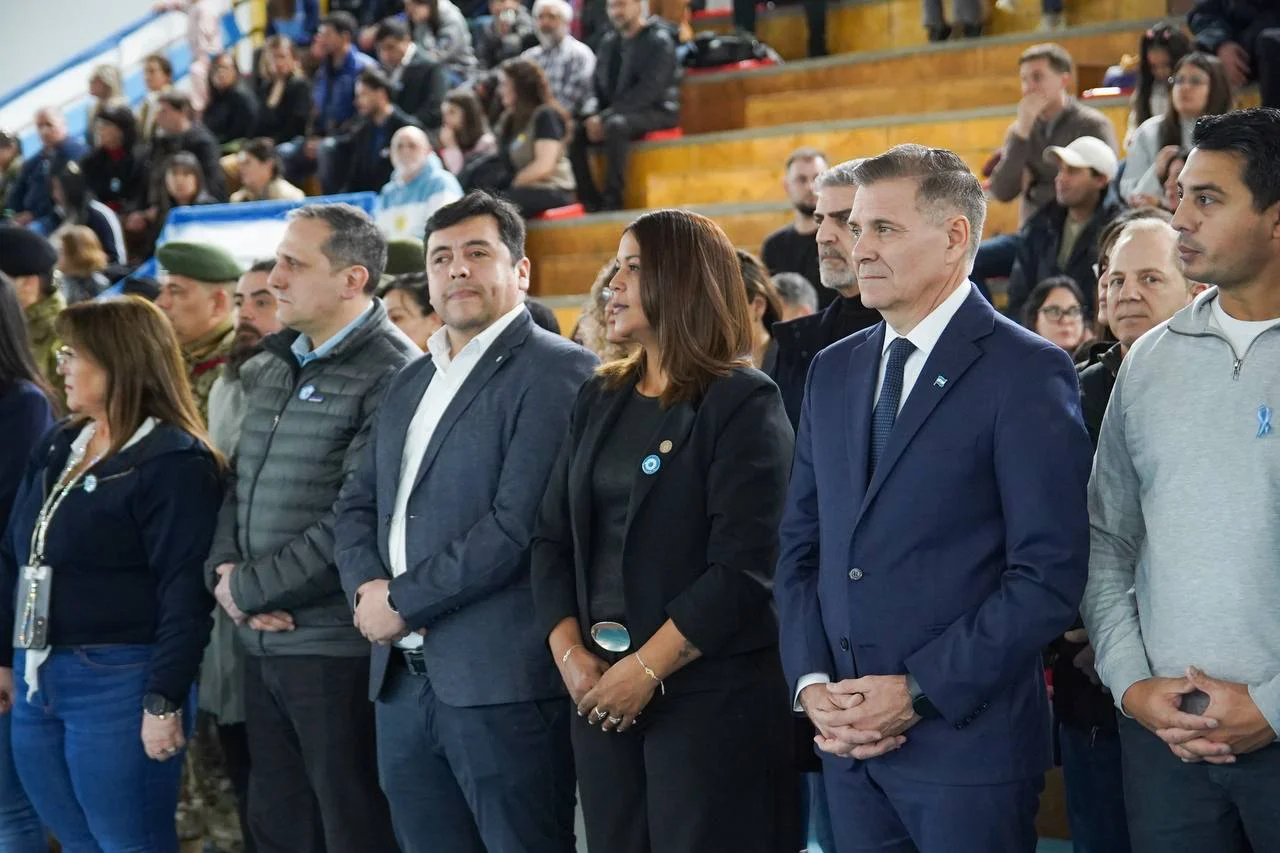 Acto 25 de Mayo Harrington