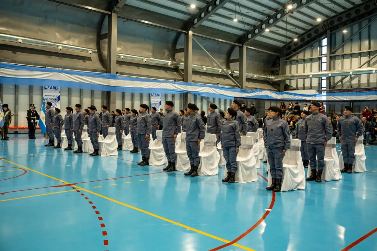 egresados servicio penitenciario