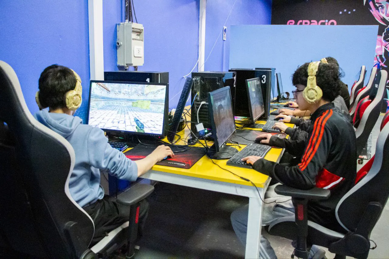 torneo retro counter strike 1.6 