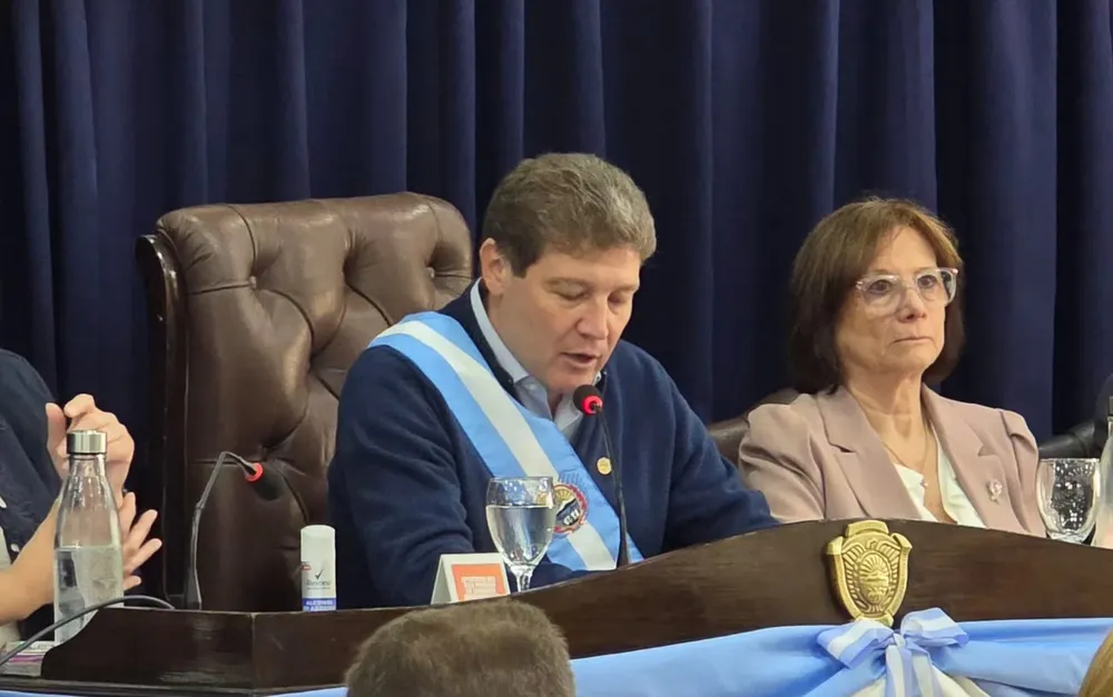 bb54de5b-ee33-41d8-b48d-c6bba84899f5