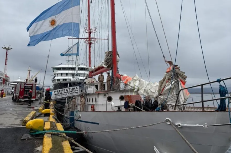 Motovelero Oceanográfico