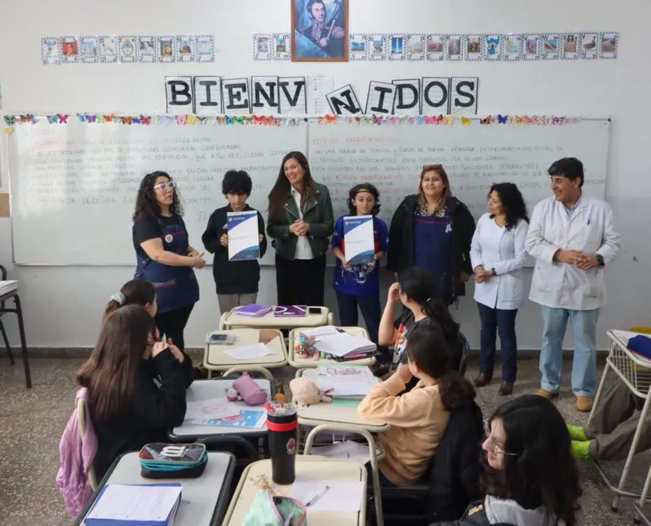 Zamora reconoció la iniciativa de los estudiantes de la Escuela N° 27