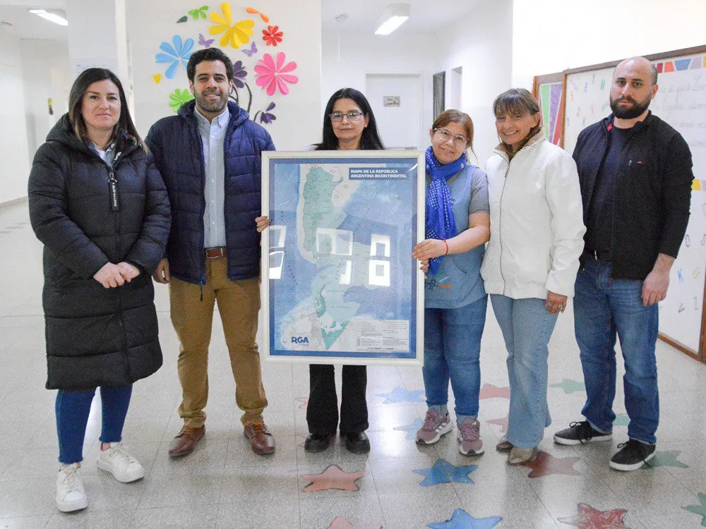 Municipio de RG- entrega de mapas bicontinentales