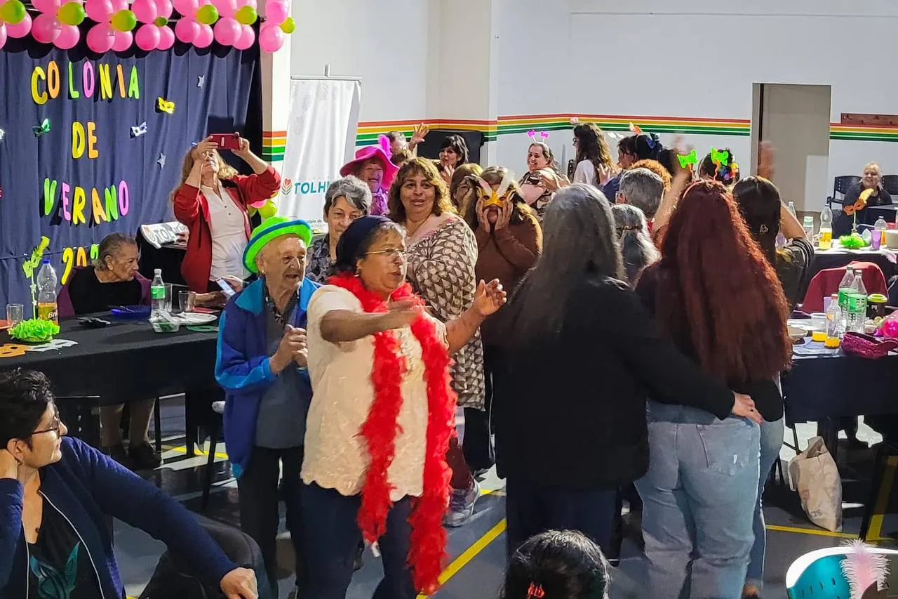 Adultos mayores Tolhuin