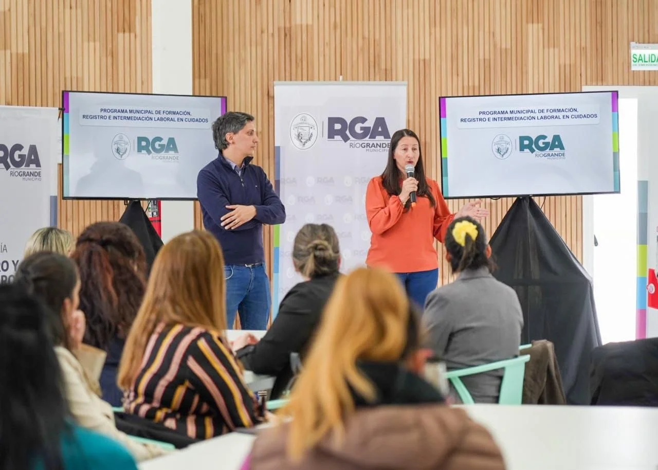 Programa Municipal de Formación, Registro e Intermediación Laboral en Cuidados