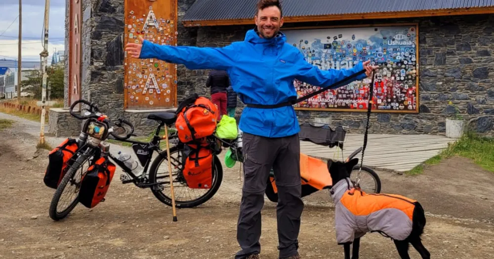 Augusto Galeppi junto a Yara