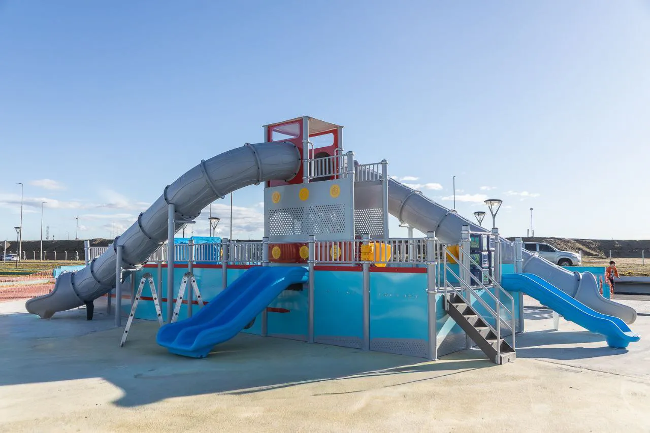 Parque los 100 años- barquito azul- Municipio de RG