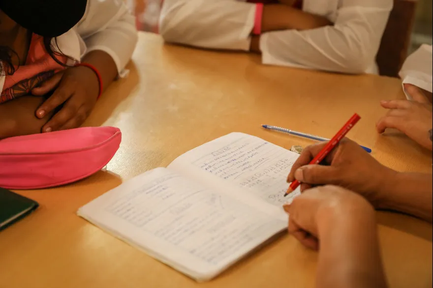 profesionales comprometidos con la educación