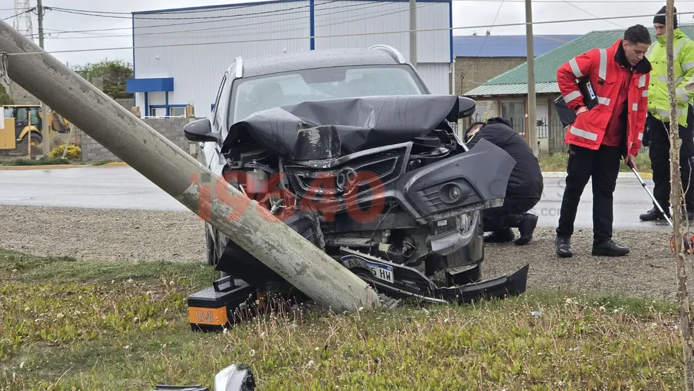 Choque frente al Polideportivo Cantera