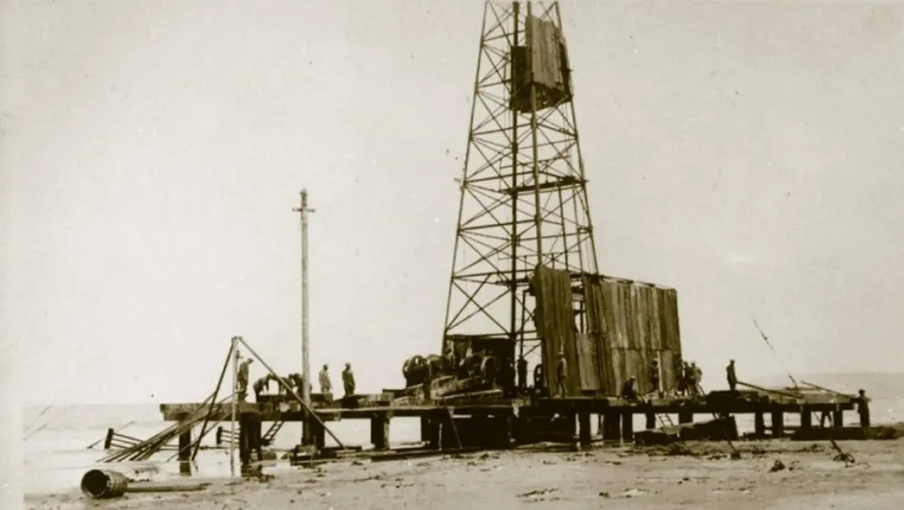 Primer pozo petrolero