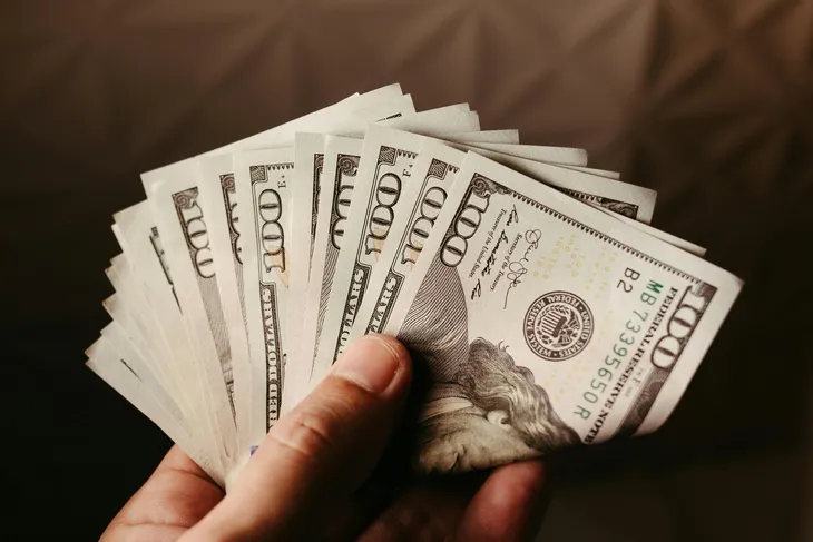 Dolar