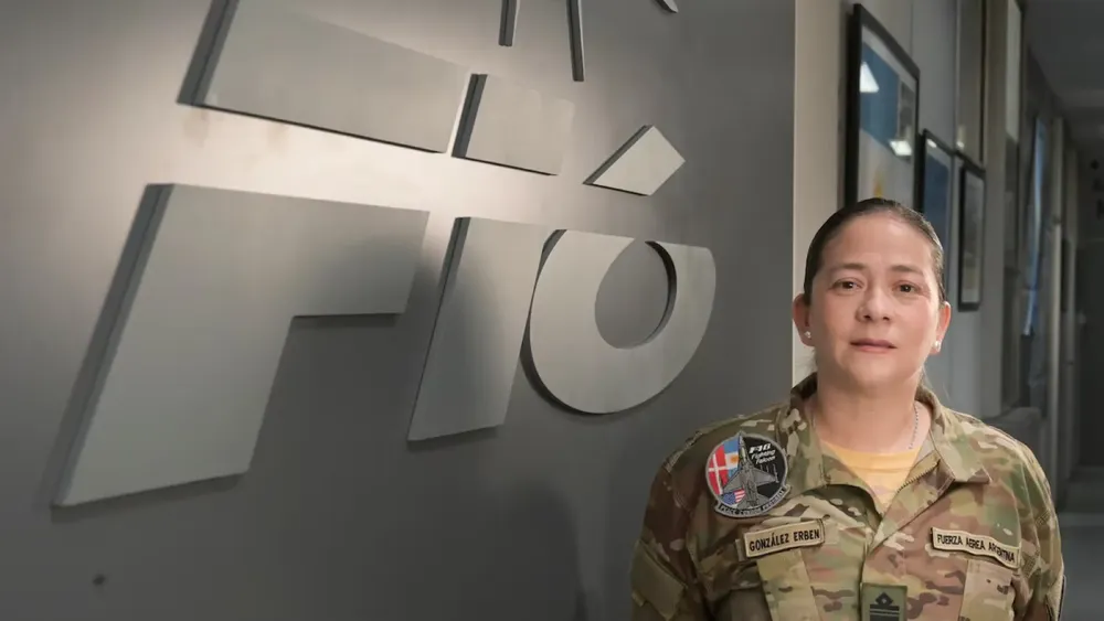 Fuerza Armada, María Fernanda González Erben