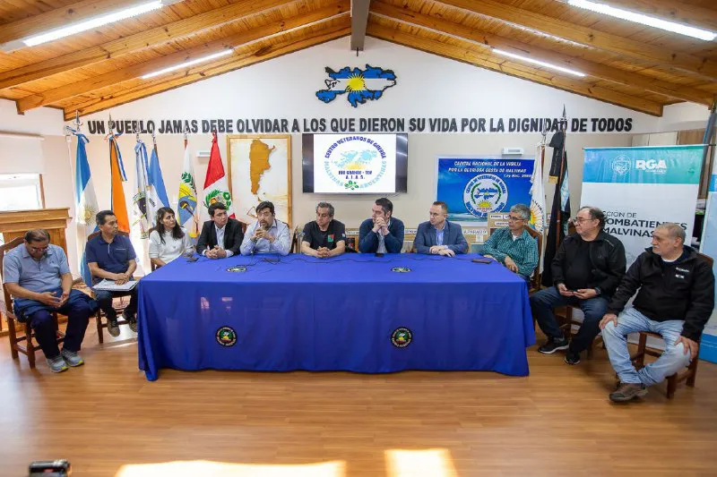 Conferencia municipio de RG-TOLHUIN y centro de veteranos- RADAR