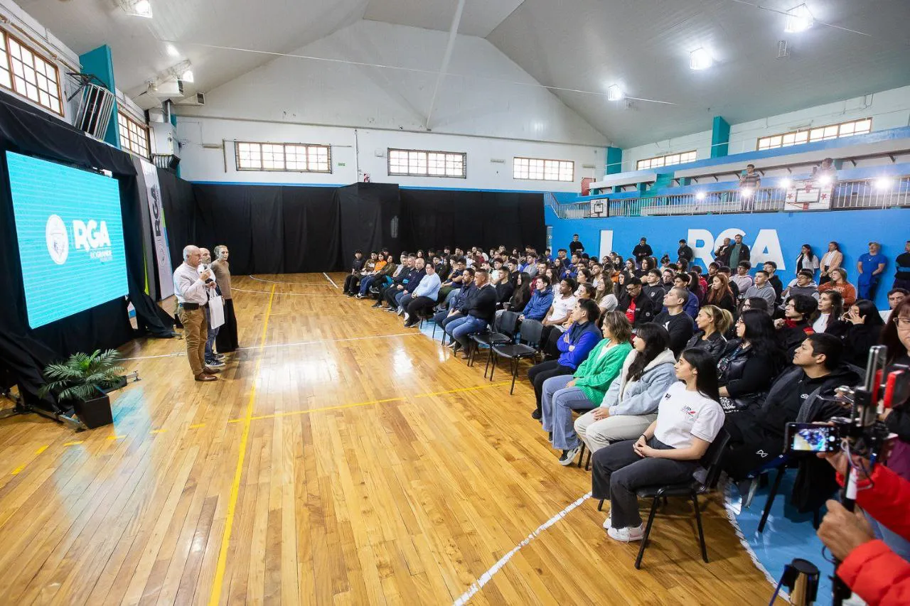 EL MUNICIPIO Y EL IURP DIERON INICIO AL 3º CICLO LECTIVO DEL PROFESORADO DE EDUCACIÓN FÍSICA