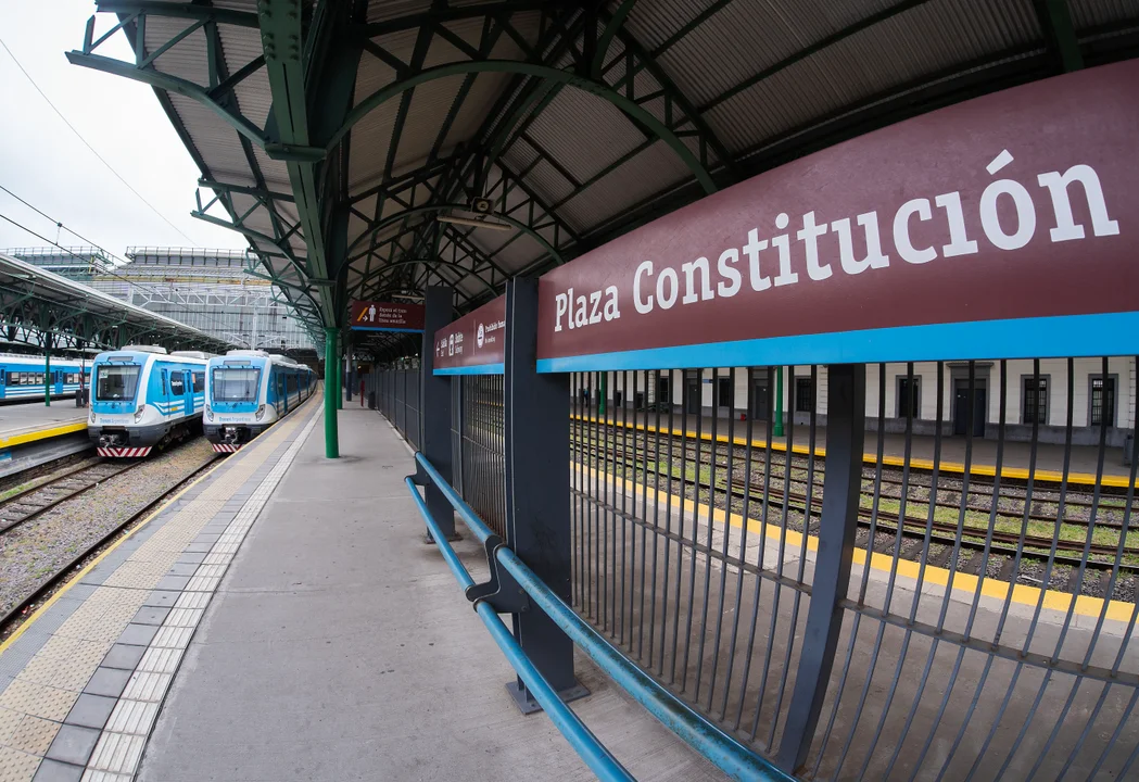 tren roca