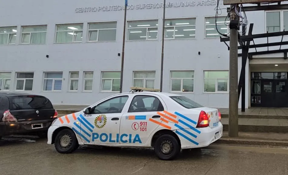 Robo en Politécnico