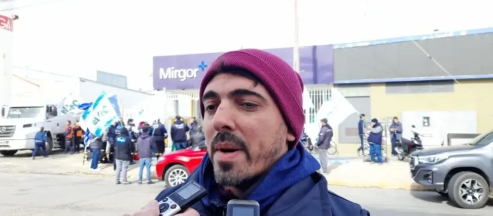 Santiago Schneider- CEC