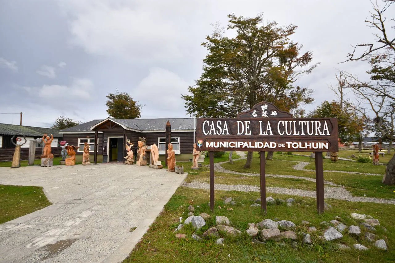 casa de la cultura tolhuin