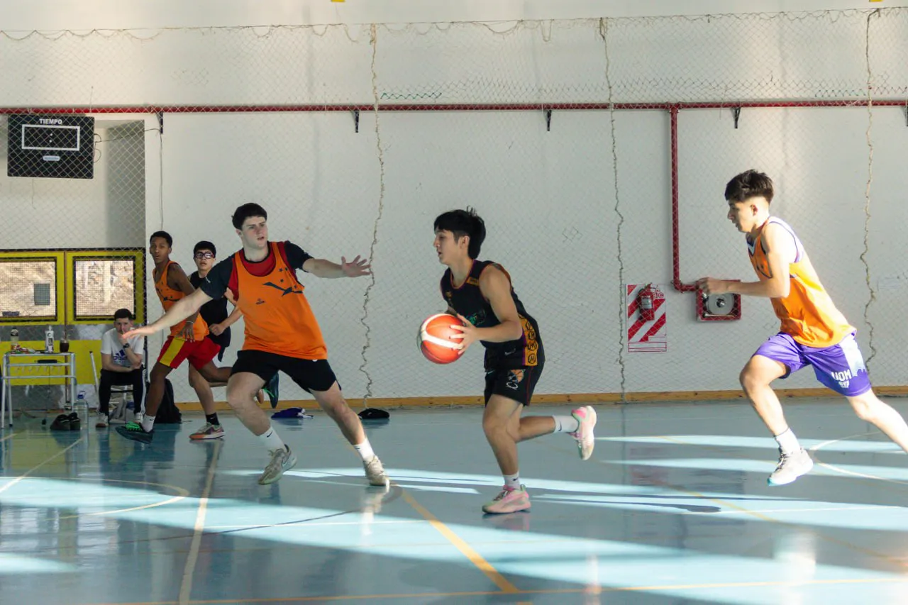 concentración seleccionado básquet