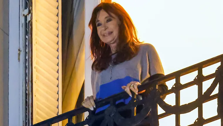 cristina-kirchner-cumple-la-prision-domiciliaria-su-casa-san-jose-1111