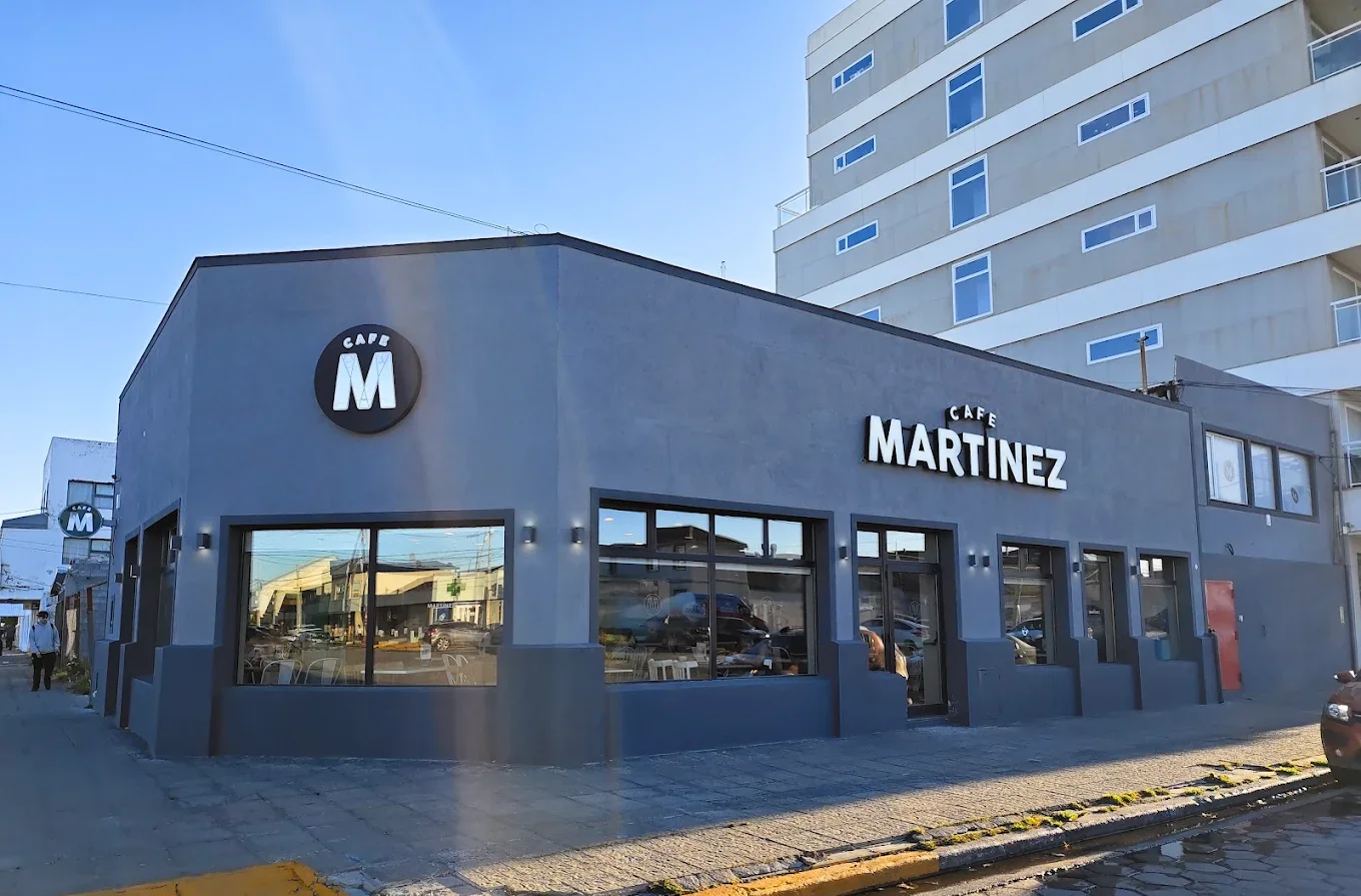 Cafe martinez