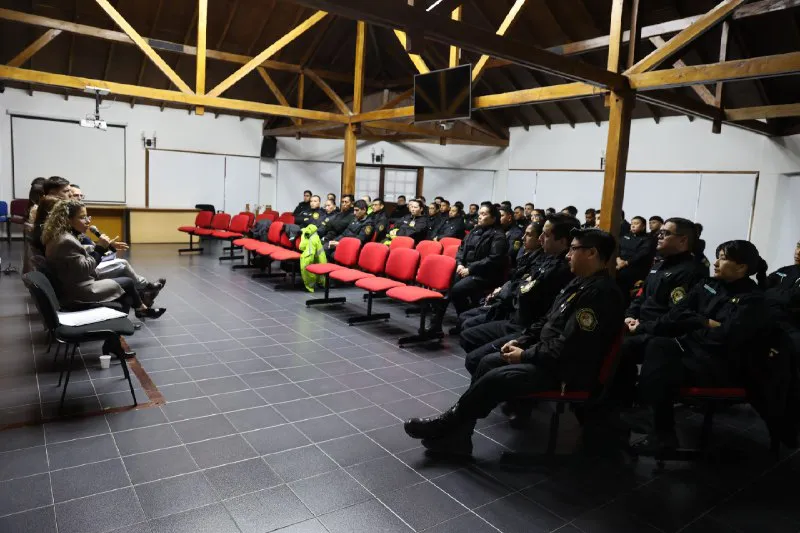 Fiscalía de Género capacitación al personal policial 
