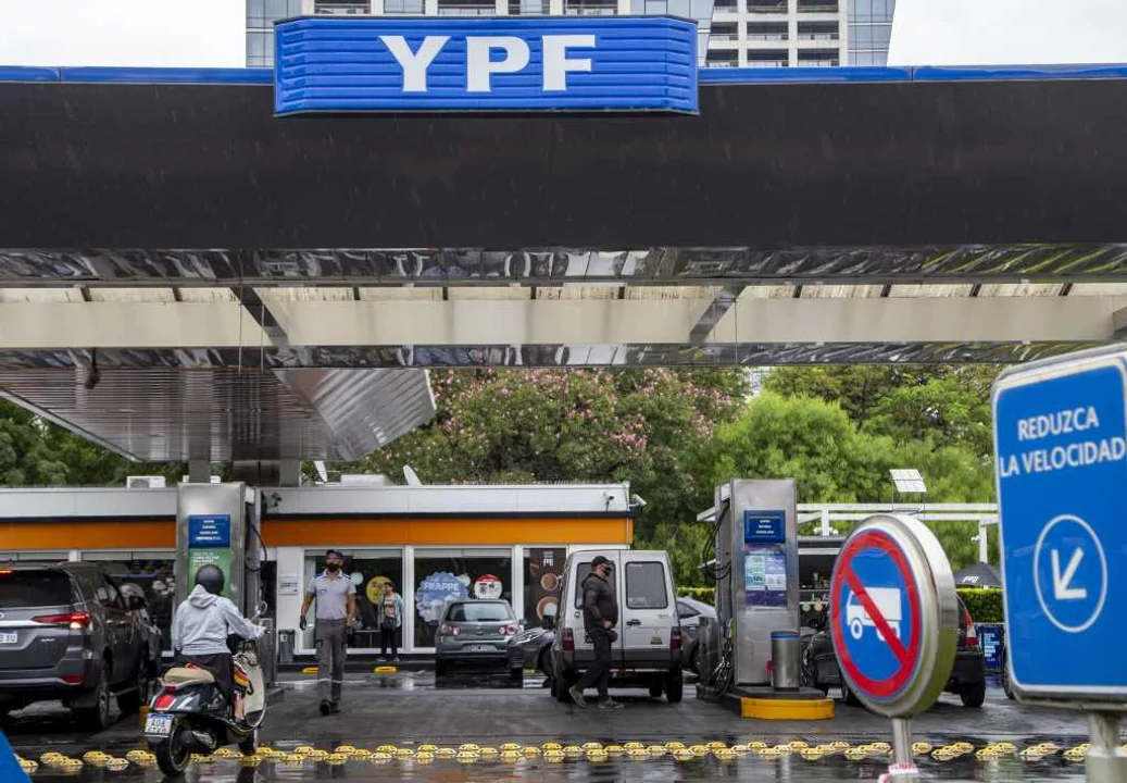 YPF CENTRO DE MONITOREO