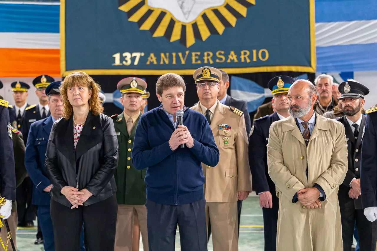 Melella Aniversario Policía