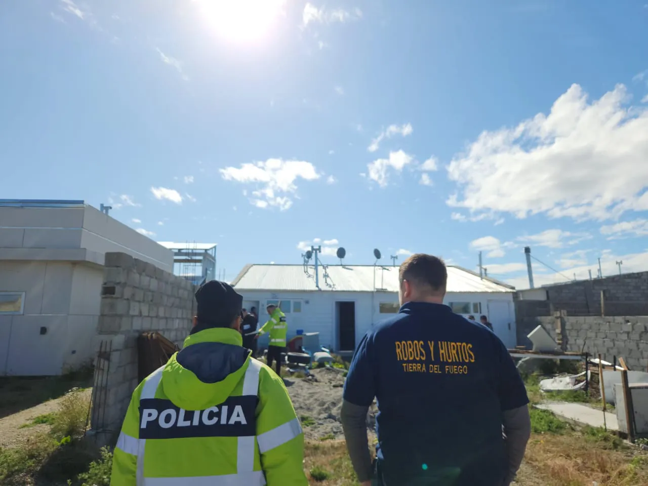 Allanamiento robo de materiales de contrucción