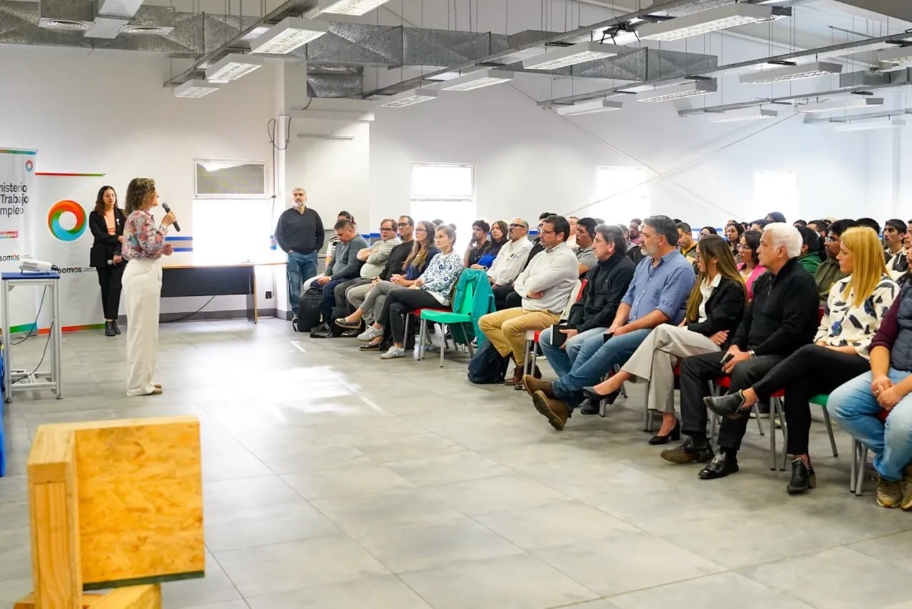 Seminario Provincial de Sistemas Constructivos con Madera