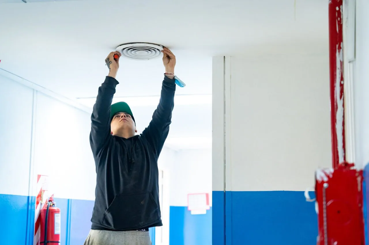 Refacciones Escuelas (2)