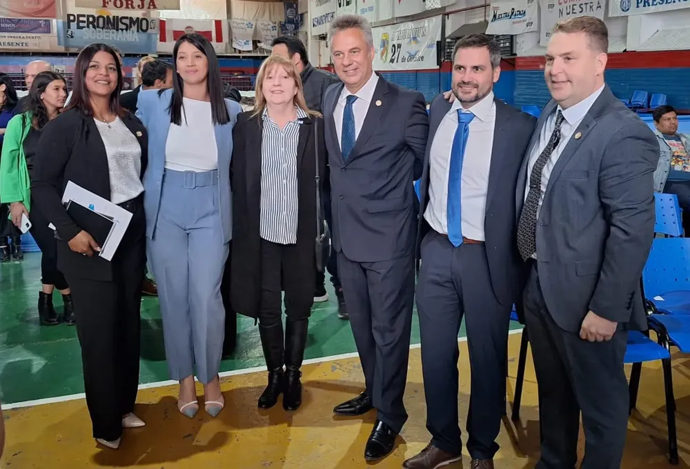 Chispita representantes de Somos Fueguinos