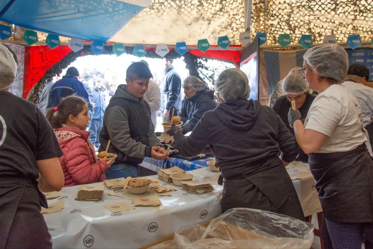 almuerzo gesta de malvinas