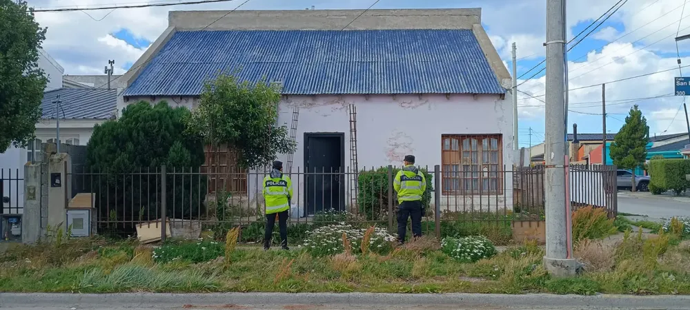 Allanamiento por robo de tarjeta y prendas RG