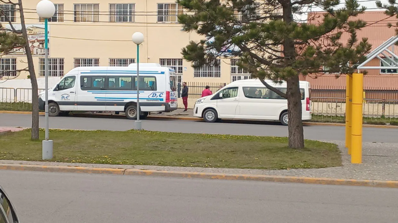 CONTROLES A TRANSPORTES PRIVADOS DE PASAJEROS DE EMPRESAS