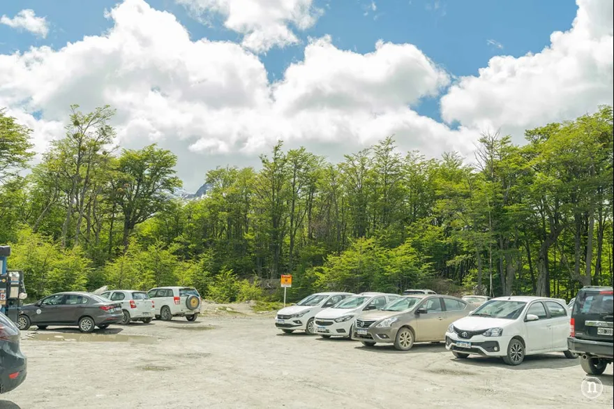Estacionamiento Laguna Esmeralda