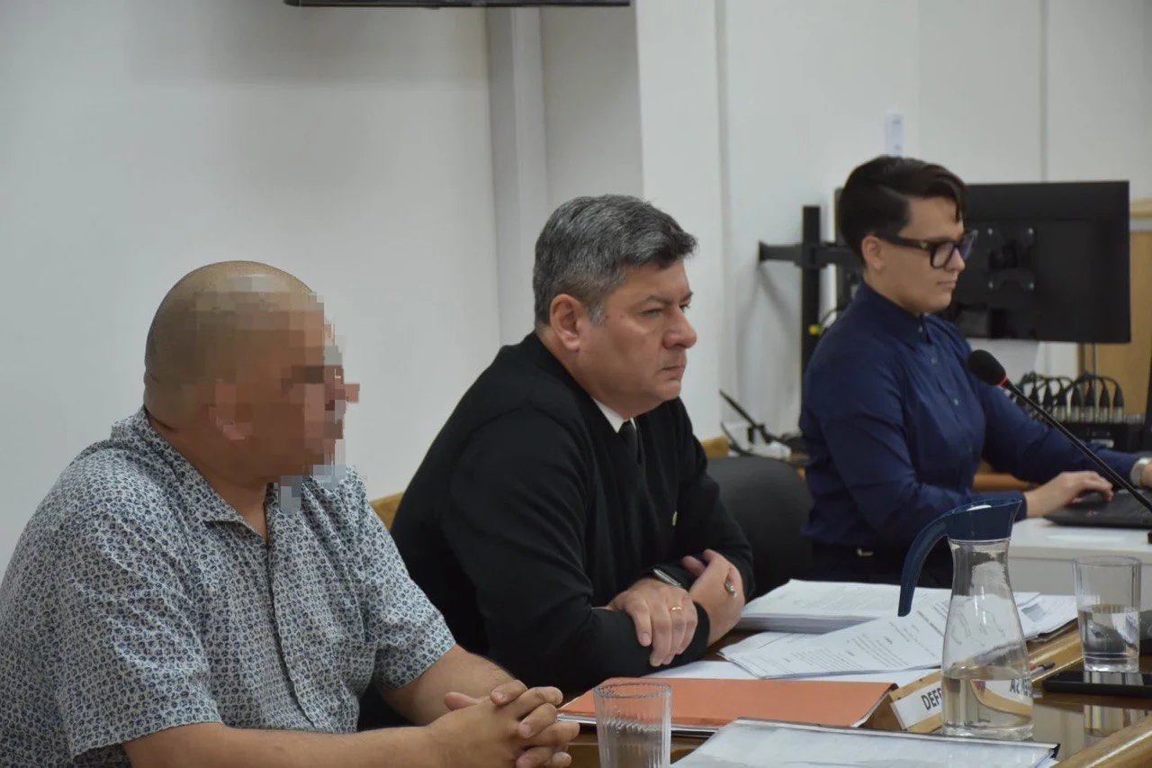 Juicio abuso agosto 2026